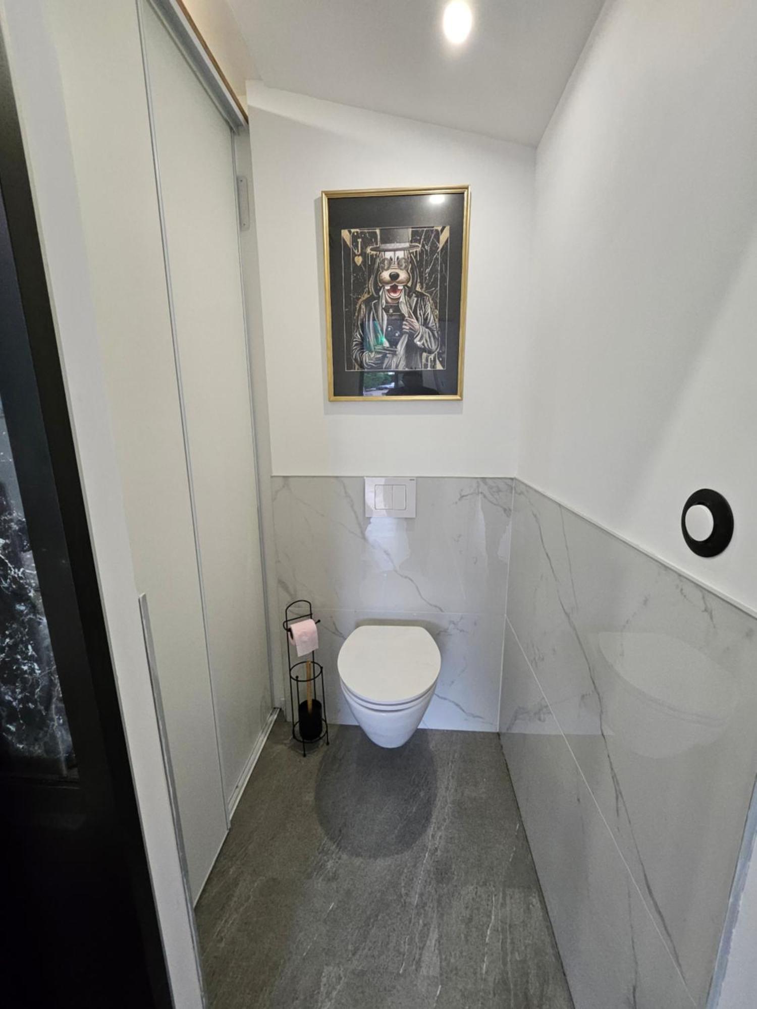 Saint-Clair-du-Rhone Hebergement Privee Jaccuzzi En Supplement מראה חיצוני תמונה